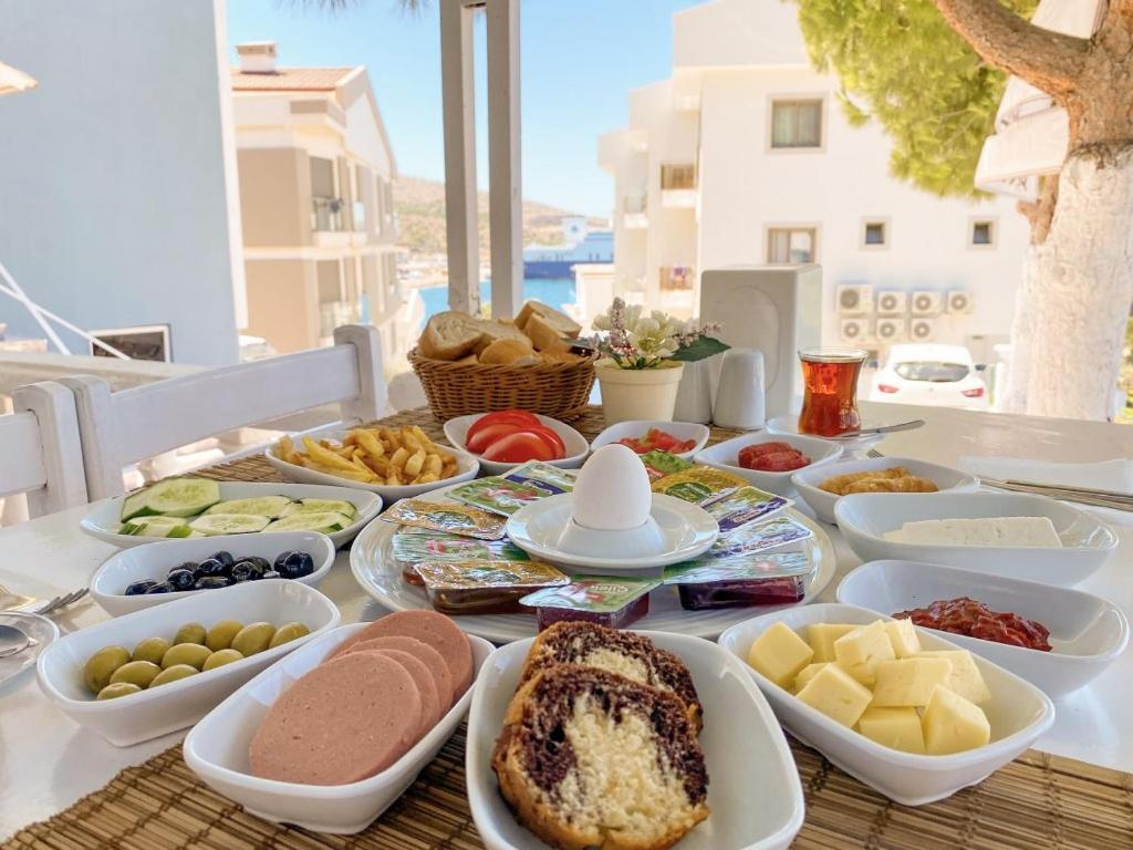 Cesme Minerva Port Hotel מראה חיצוני תמונה